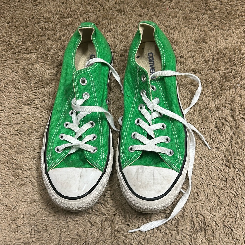 Used green converse chuck taylors